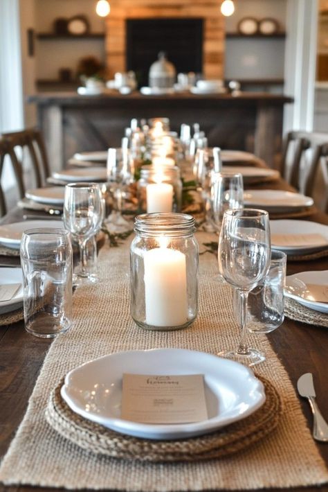 Simple Table Decor For Thanksgiving, Simple Thanksgiving Place Settings, Thanksgiving Table Ideas Place Settings, Thanksgiving Table Place Settings, Thanksgiving Tablescapes Elegant, Thanksgiving Tablescapes Simple, Farmhouse Thanksgiving Table, Thanksgiving Table Setup, Thanksgiving Table Setting Ideas