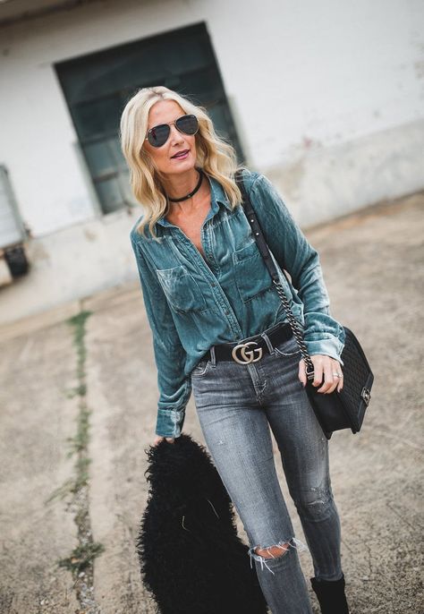 Velvet Top / Anthropologie Blue Velvet Button Down Velvet Blouse Outfit, Royal Blue Shirt Outfit, Velvet Shirt Outfit, Velvet Tops Outfit, Velvet Jacket Outfit, Blue Velvet Shirt, Green Velvet Shirt, Green Velvet Blouse, Denim Outfit Fall