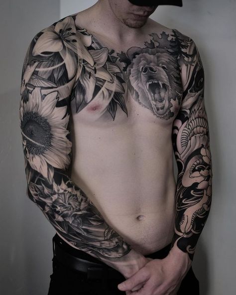 Men Tattoo Ideas Leg Sleeve, Floral Sleeve Tattoo Men, Floral Tattoo Design Men, Mens Floral Tattoo, Blatt Tattoos, Men Flower Tattoo, Japanese Tattoo Artist, Best Tattoo Ever, Full Sleeve Tattoo Design