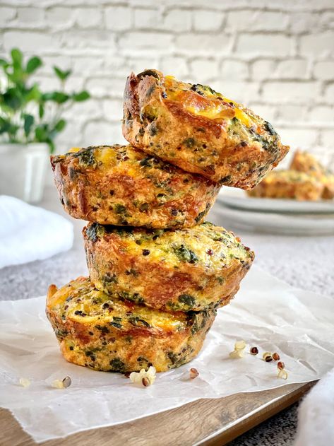 Quinoa Spinach Power Muffins Quinoa Egg Muffins, Power Muffins, Quinoa Muffins, Crispy Recipes, Quinoa Spinach, Honey Baked Ham, Red Quinoa, Patties Recipe, Baking With Honey