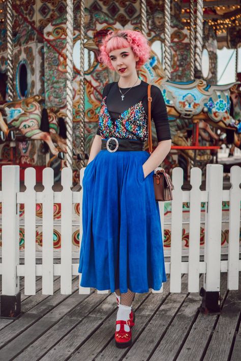 Ecletic Style Clothes, Bright Alternative Fashion, Quirky Corporate Outfits, Eclectic Style Fashion Plus Size, Maxamilist Fashion, Quirky Fashion Vintage, Vintage Fashion Outfits, Kitsch Fashion, Eclectic Fashion Style