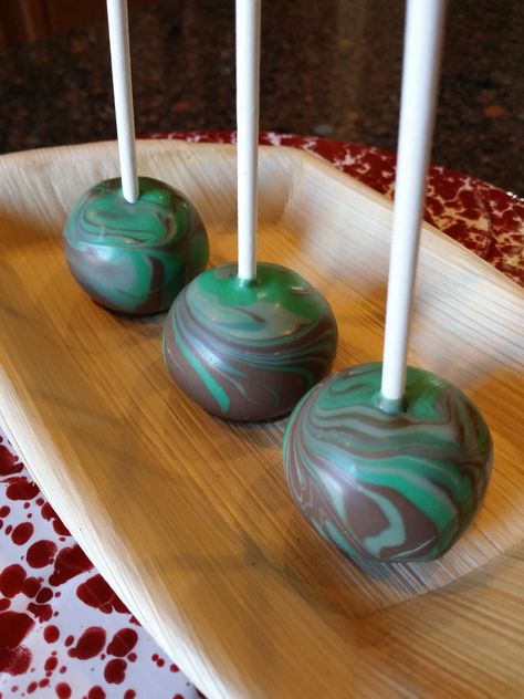 Camouflage Cake Pops #Tutorial #blog #cakepops #Camo #chocolate #easy #easyroller Cake Pops Tutorial, Camo Cake, Cake Pop Tutorial, Savory Cakes, Cold Cake, Recipe For Teens, Cheap Clean Eating, Ricotta Cake, Salty Cake