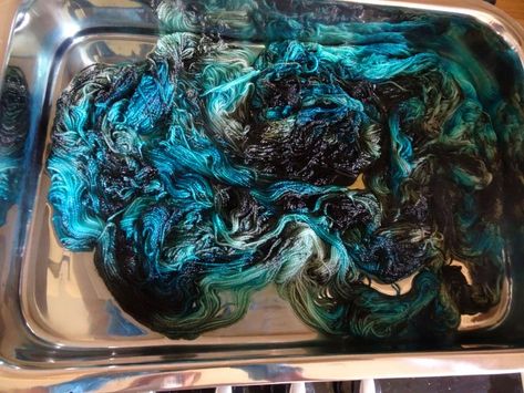 How To Dye Wool Yarn, Hand Dyed Yarn Knitting Patterns, Hand Dyeing Yarn, Dyeing Yarn With Natural Dyes, Natural Dye Yarn, Blue Food, Linen Yarn, Plant Fibres, Knit Or Crochet