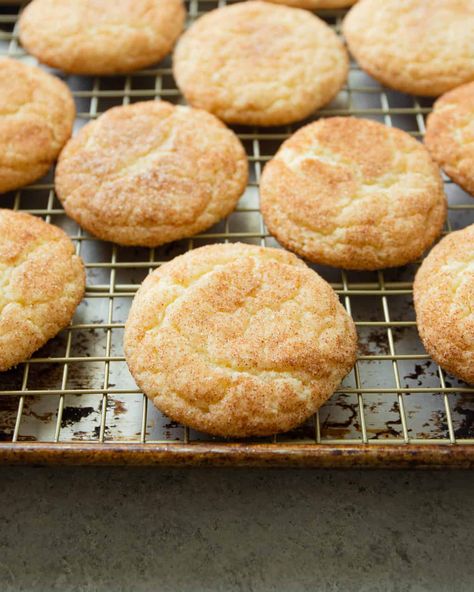 Sometimes you just need a super easy, no-fuss cookie recipe, and if that time is now, Cake Mix Snickerdoodles are for you. All you need is a box of vanilla cake mix and a few pantry / fridge staples to make these soft, sweet cookies.  #cookies #easyrecipe Yellow Cake Mix Snickerdoodle Cookies, Cookie Made With Cake Mix Boxes, Cake Mix Snickerdoodles, Cake Box Snickerdoodle Cookies, Cake Mix Oatmeal Cookies Recipes, Cookies Made With White Cake Mix Boxes, Vanilla Cake Cookies, White Cake Cookies Recipe, Cake Mix Cookies Snickerdoodle