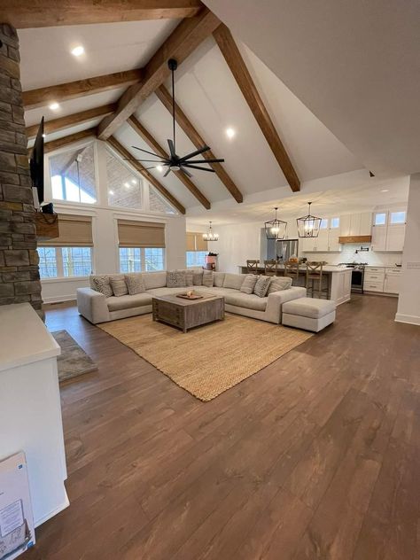 Wood Beams Ceiling, Beams Ceiling, Vaulted Ceiling Beams, Barndominium Interior, Barn House Interior, Barn House Design, Barn Style House Plans, Dream Life House, Planning Checklist