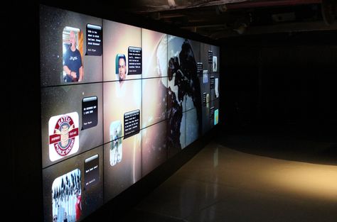 Guinness Storehouse HD display showing Facebook updates Digital Signage Wall, Digital Display Board, Guinness Storehouse Dublin, Interactive Space, Space Candy, Donor Recognition, Pop Bag, Guinness Storehouse, Digital Word