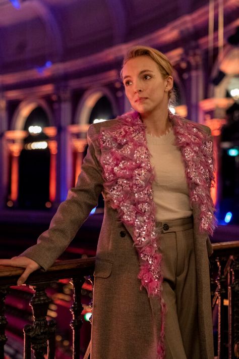 Killing Eve Review: Are You Leading or Am I? (Season 3 Episode 8) | Tell-Tale TV 3 People Costumes, Khaki Coat, Olivia Von Halle, Jodie Comer, Killing Eve, Satin Gown, Bell Sleeve Dress, Wearing Clothes, Inspiration Mode