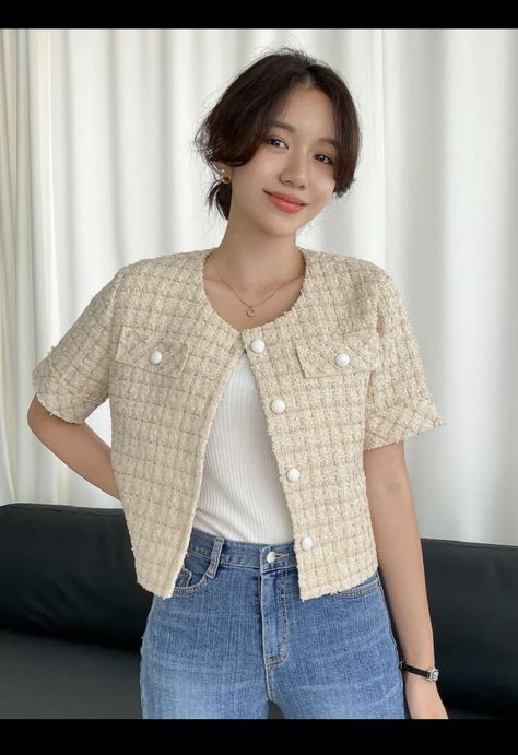 Tweed Top Outfit, Tweed Outfit, Lawyer Fashion, Tweed Top, Korean Casual Outfits, Single Breasted Jacket, Casual Style Outfits, Outfits Summer, Look Fashion