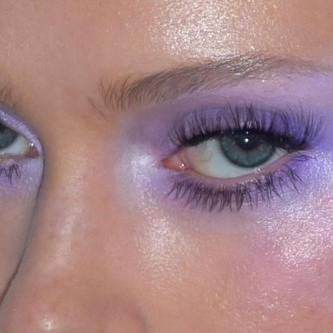 Raya Core, Light Purple Eyeshadow, Rapunzel Makeup, Edit On Instagram, Show Makeup, Face Art Makeup, Celebrity Skin, Swag Makeup, Ethereal Makeup