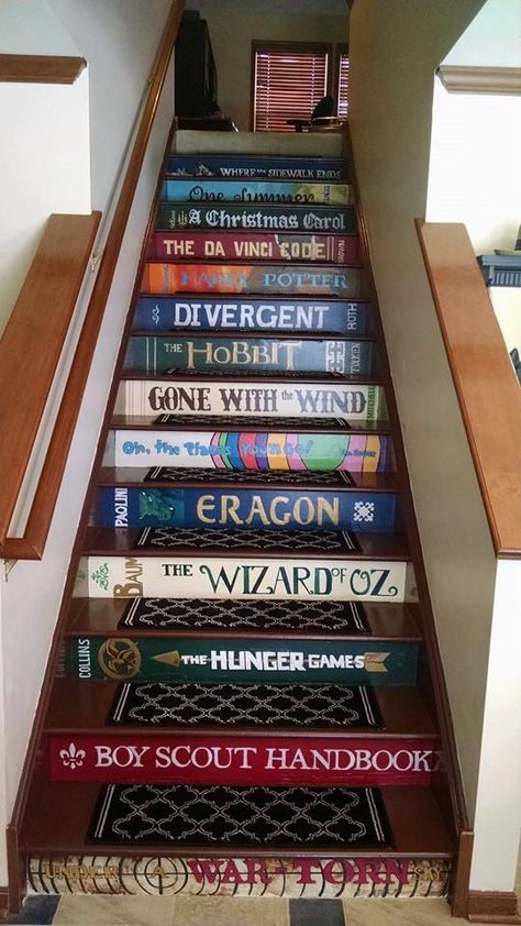 Stair Case Art, Staircase Books, Stairs Diy Renovation, Book Staircase, Book Stairs, Funny Facebook Posts, Stair Art, Villa Design Plan, Staircase Designs