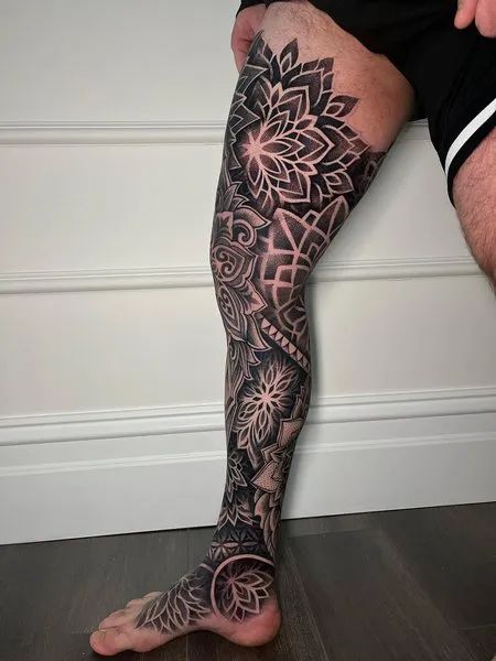 Mandala Leg Tattoo Leg Tattoo Men Geometric, Mandala Tattoo Leg Sleeve Men, Geometric Tattoo Design Men Leg, Dot Work Leg Tattoo, Geometric Hip Tattoo, Male Leg Sleeve Tattoo, Pattern Leg Tattoo, Mandela Leg Tattoos, Mandala Tattoo Men Leg