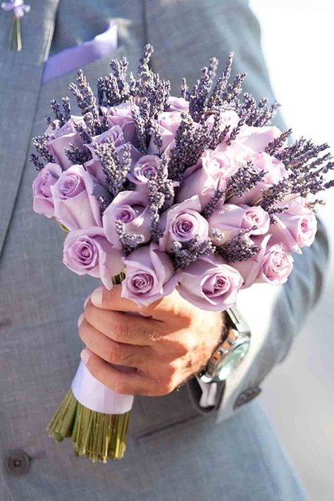 Purple Bridesmaid Bouquets, Lavender Bridal Bouquet, Purple Calla Lilies, Purple Wedding Bouquets, Tafel Decor, Lavender Bouquet, Lilac Wedding, Purple Bridesmaids, Santorini Wedding