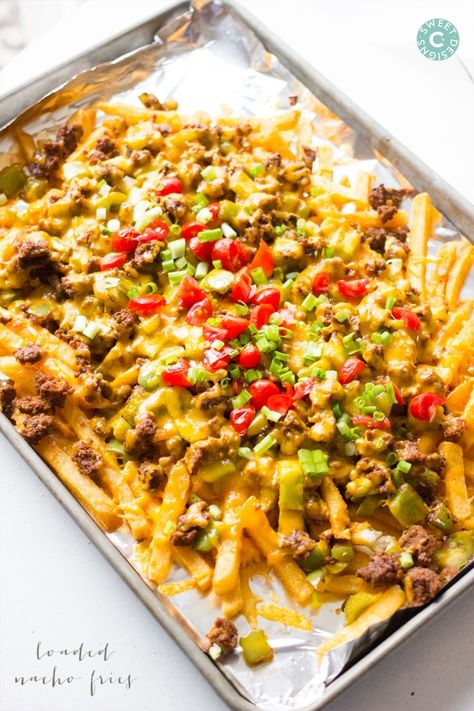 Fries Nachos, Nacho Fries, Homemade Nachos, Spanish Foods, Big Games, French Fries Recipe, Loaded Nachos, Truck Business, Nachos Beef