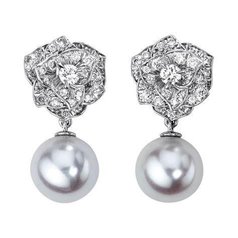 piaget rose earrings, white gold diamond pearl earrings, piaget luxury jewellery, g38u0067 Piaget Rose, Diamond Pearl Earrings, Piaget Jewelry, Pearl Diamond Earrings, Luxury Jewelry Store, Rose Jewellery, Earrings White Gold, Luxury Earrings, Luxury Jewellery