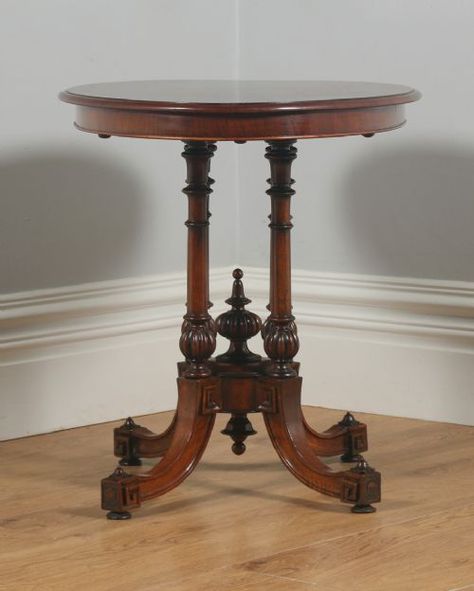 Chess Table Design, Victorian Table, Victorian Chair, Victorian Aesthetic, Chess Table, Colonial Furniture, Home Library Design, Antique Table, Beautiful Furniture