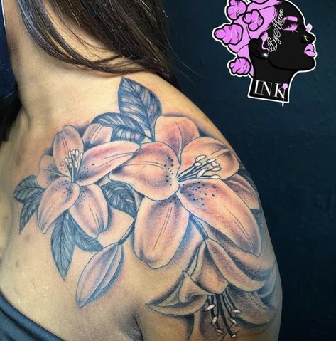 Waterlily Shoulder Tattoos, Who Nia Tattoo, Lilly Tattoos For Women, Lilly Tattoos, Waterlily Tattoos, Queen Nefertiti Tattoo, Tattoos For Black Women, Nefertiti Tattoo, Flower Shoulder Tattoo