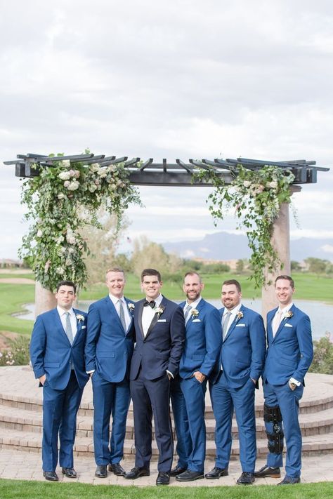 Groom Black Suit Groomsmen Navy, Grooms Blue Suit Wedding, Black And Navy Wedding, Blue Groomsmen Attire, Wedding Tuxes, Country Groomsmen, Groomsmen Attire Navy, Tuxedo Ideas, Navy Blue Groomsmen