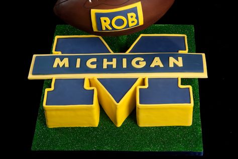 Michigan Cake, University Michigan, Birthday Cake Gift, Summer Punch, Cheese Pound Cake, 40th Birthday Cake, Maize And Blue, 60th Birthday Cakes, Cream Cheese Pound Cake