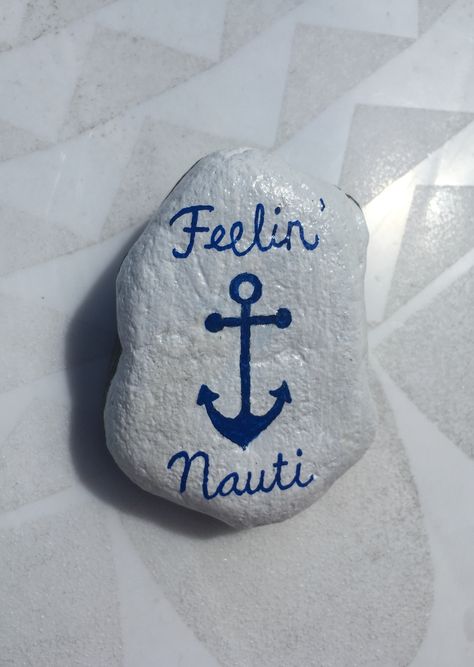 Painted Rocks Nautical, Anchor Rock Painting, Anchor Painted Rocks, Nautical Rock Painting Ideas, Positivity Rocks, Painted Anchor, Magnet Painting, Anchor Painting, Anchor Crafts