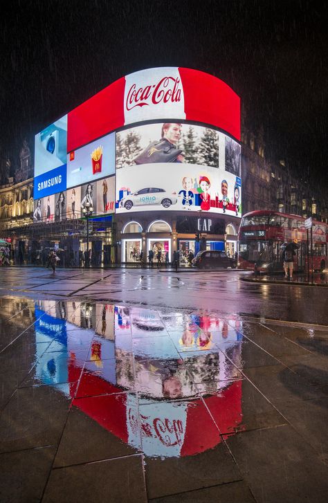 Piccadilly Circus London, Art Homework, London Wallpaper, London Vibes, London Dreams, Living In London, Beautiful Nature Wallpaper Hd, London Baby, London Summer