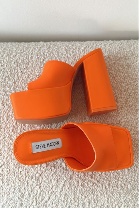 Orange Platform Heels, Orange Heels, Heels Chunky, Shoes Fall, Heels Platform, Platform Heels Chunky, Orange Leather, Fall Outfit Ideas, Fall Shoes