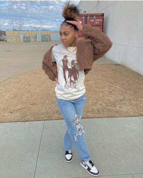 Jordan 1 Mocha Outfit Women, Mocha Outfit, Jordan 1 Mocha, Trendy Fits, Swag Outfits For Girls, Chill Outfits, Streetwear Fashion Women, Outfit Women, Teenager Outfits