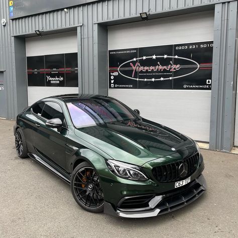 Wrap Ideas For Cars, Forest Green Car, Car Wrap Colors, Green Mercedes, Green Mercedes Benz, Sage Green Mercedes, Green Wrap Car, Green Luxury Car, Dark Green Mercedes Benz