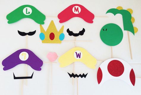 Super Mario Bros Party Ideas, Surprise Party Decorations, Dinosaur Party Games, Best Birthday Surprises, Video Game Wedding, 80s Birthday Parties, Mario Y Luigi, Games Photo, Mario E Luigi