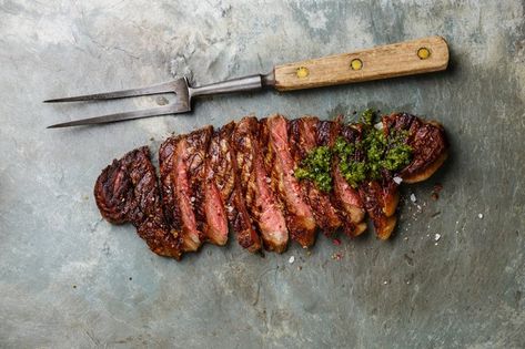 How to Cook Steak on a Cuisinart Griddler | LEAFtv Beef Shoulder Roast, Vegetarian Steak, Cooking The Perfect Steak, Shoulder Roast, Frosé, Perfect Steak, How To Cook Beef, Tri Tip, Beef Cuts