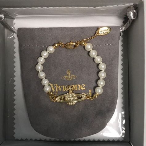 Brand New Pearl Bracelet Vivienne Westwood Bracelet, Outfit Wishlist, Vivienne Westwood Jewelry, Cute Piercings, 2024 Style, Dream Jewelry, Bags Designer Fashion, Style Board, Cute Jewelry