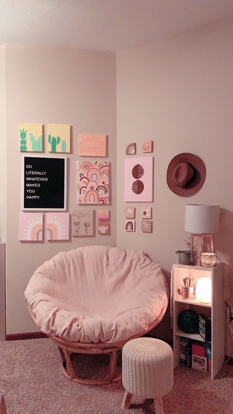 Reading Corner Painting Ideas, Chair Area In Bedroom, Aesthetic Bean Bag Corner, Chair In Room Ideas, Book Corner In Bedroom, Bean Bags Aesthetic, Girly Hangout Room, Reading Corner Ideas For Adults Bedroom, Bean Bag Corner Ideas