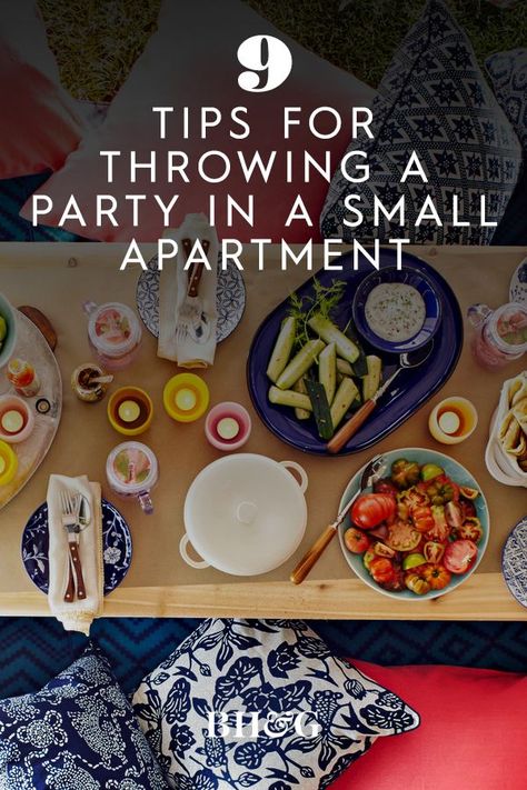 You don't need a huge living room or a sprawling backyard to host a good party. With a good set-up, the right playlist, and a tasty menu, guests won't notice (or care!) how tight the space is. #apartmentparty #howtohostaparty #entertaining #bhg Party In An Apartment, Small House Party Setup, Hosting Living Room, Small Space Entertaining, Small Space Dinner Party Set Up, Small Space Dinner Party, Hosting In A Small Space, Hosting In Small Apartment, Small Space Hosting