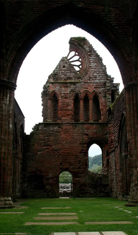 Scottish Architecture Traditional, Old Chimney, Galloway Scotland, Beautiful Ruins, Castle Tower, Abandoned Castles, Old Churches, Castle Ruins, Chateau France