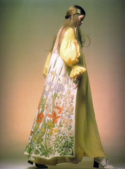 Designer // Ossie Clark | Bellville Sassoon, Ossie Clark, Mode Tips, 1970s Fashion, Mode Inspo, Fantasy Fashion, 70s Fashion, Fashion History, Costume Design