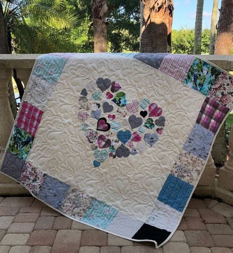 Poppy Quilt, Valentine Quilts, Memorial Quilt, Memory Items, Reuse Old Clothes, Memory Gifts, Quilt Scraps, Heart Stuff, Heart Quilts