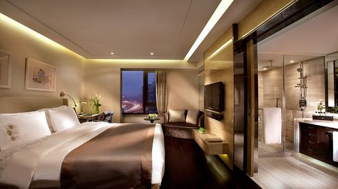 THE ONE Executive Suites Shanghai Managed by Kempinski Creative Living Room Ideas, Elegant Bedrooms, Spa Baths, Delhi Hotel, Mirror Interior Design, Beautiful Bedrooms Master, Bedroom Interiors, Irvine California, Executive Suites