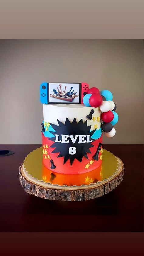 Game Theme Birthday Cake, Gaming Party Cake Ideas, Level 10 Birthday Cake, Level Up Cakes For Boys, Nintendo Cakes For Boys, Gamer Birthday Cake Ideas, Nintendo Switch Cakes For Boys, Boys 10th Birthday Cake, Bolo Tema Video Game