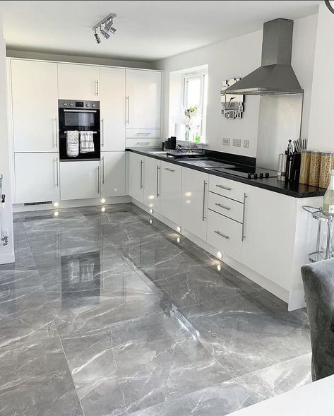 Marble Floor Kitchen, Decor Ideas Kitchen, Modular Kitchen Designs, Modern Kitchen Cabinet Design, Marble Flooring, Kitchen Interior Design Modern, Kitchen Design Plans, House Design Kitchen, Kitchen Design Decor