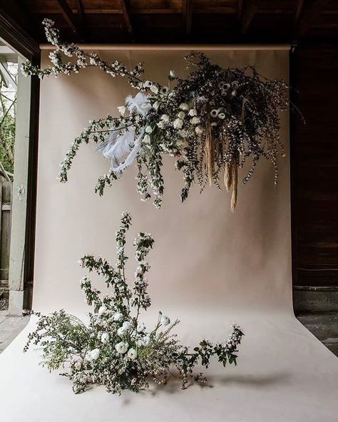 Wedding Flower Backdrop, Backyard Engagement, Tablescape Wedding, Bohemian Weddings, Flower Backdrop Wedding, Anniversary Shoot, Floral Installation, Wedding Backdrops, Floral Installations