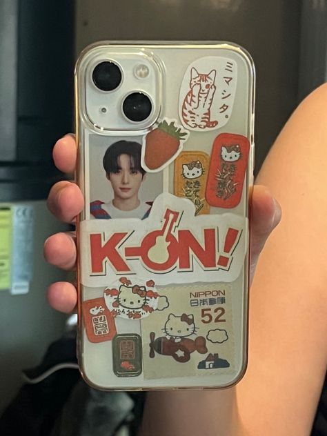 Skz Phone Case, Case Stickers Aesthetic, Clear Phone Case Design, Telephone Cases, Kpop Phone Cases, Diy Phone Case Design, Phone Decoration, Iphone Case Stickers, Collage Phone Case