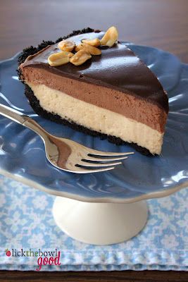 Chocolate Peanut Butter Mousse Pie Peanut Butter Mousse Pie, Chocolate Peanut Butter Mousse, Chocolate Mousse Pie, Mousse Pie, Chocolate Peanut Butter Pie, Peanut Butter Mousse, Peanut Butter Desserts, Chocolate Pie, Peanut Butter Recipes