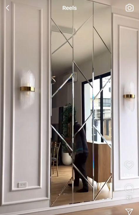 Mirror Paneling On Wall, Mirror Accent Wall Ideas, Modern Wall Mirror Decor Living Room, Mirror Panel Wall Interior Design, Mirror Work On Wall, Mirror Wall Cladding, Glass Panelling Design, Mirror Wall Panelling Design, Wall Glass Design Interiors