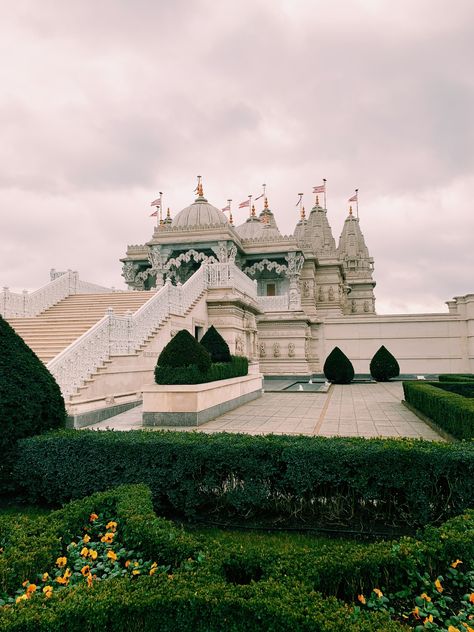 Neasden Temple, London Neasden Temple, London Baby, Leeds, Temple, Taj Mahal, England, London, Building, Photography