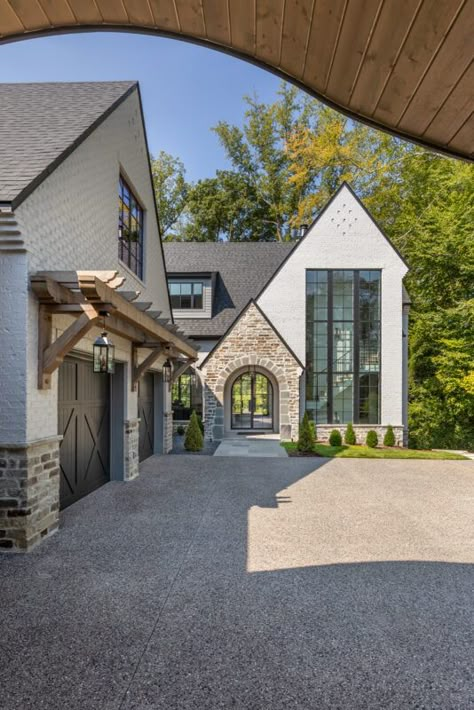 Downtown Greenville Residence II | Ridgeline Construction Group Transitional Entry, English Tudor Homes, South Carolina Homes, House Outer Design, Urban Contemporary, Tudor Style Homes, English Tudor, Modern Farmhouse Exterior, Tudor House