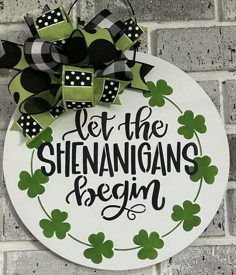 St Patricks Day Door Signs, St Patrick Door Hanger, St Patrick’s Day Door Hanger, Holiday Door Signs, St Patricks Day Door Hanger, Let The Shenanigans Begin, Irish Luck, Wood Door Hanger, Door Signs Diy