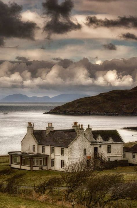 Ocean Clouds, Isle Of Skye Scotland, Skye Scotland, Voyage Europe, England And Scotland, Isle Of Skye, Scotland Travel, Sea Ocean, Oh The Places Youll Go