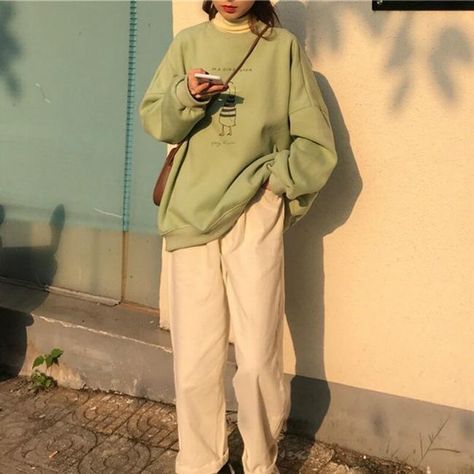 ulzzang outfits Velvet Kawaii sweatshirt - Shoptery soft girl shop Look 80s, Kawaii Sweatshirt, Skater Girl Outfits, Baggy Clothes, Shirt Diy, Grunge Look, Mode Casual, Cooler Look, Instagram Outfits