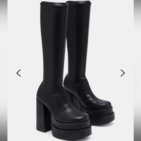 High chunky Steve Madden boots Steve Madden Cypress, Cypress Knees, Knee High Platform Boots, Platform Boots Women, Vegan Leather Boots, Madden Boots, Steve Madden Store, Boot Pulls, Steve Madden Boots