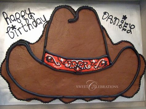 Cowboy Hat Cupcake Cake Muffins Decorados, Cowboy Hat Cake, Cowboy Cupcakes, Cowboy Birthday Cakes, Hat Cupcakes, Pull Apart Cupcake Cake, Pull Apart Cake, Cake Pulls, Western Birthday Party