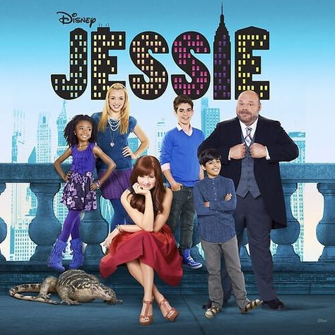 Suzy Krcivoj (@krcivojsuzy) • Instagram photos and videos Jessie Tv Show, 2000 Tv Shows, Hey Jessie, Disney Jessie, Skai Jackson, Debby Ryan, Peyton List, High Cholesterol, Disney Kids